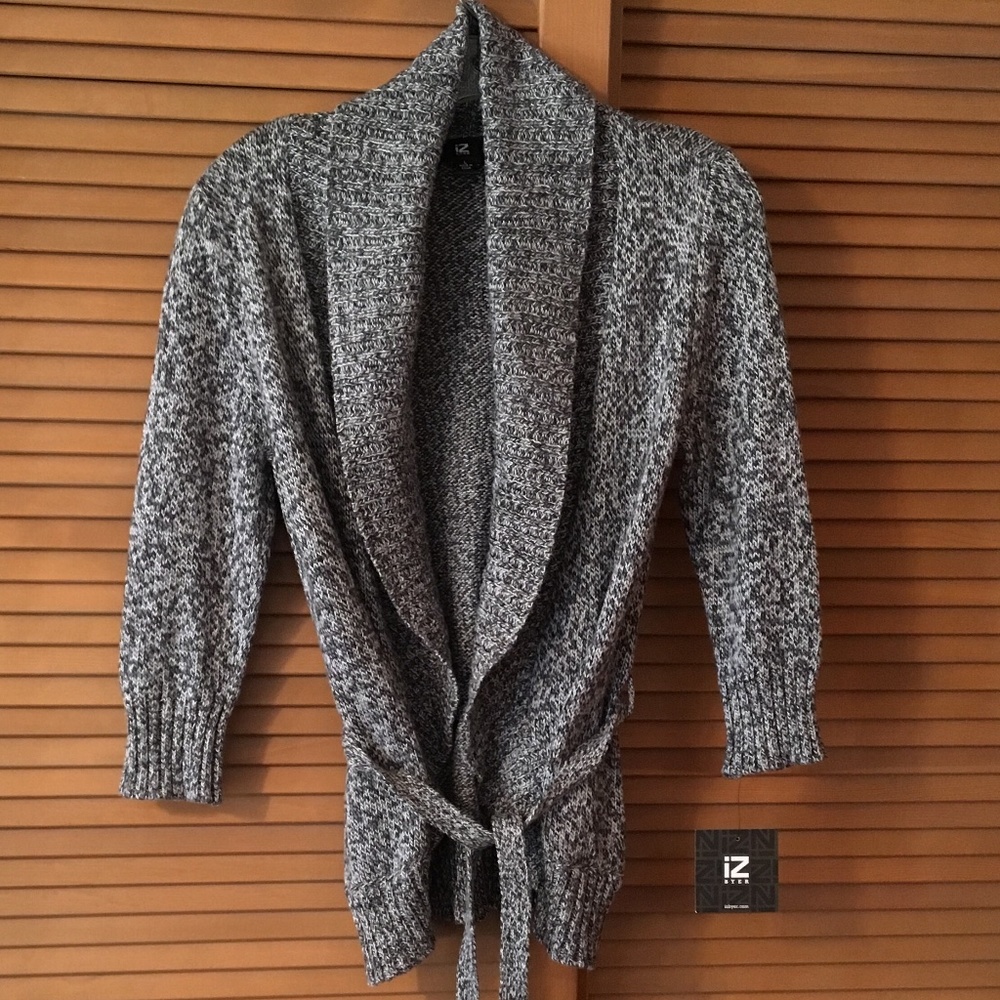 IZ Byer new 3/4 sleeve cardigan